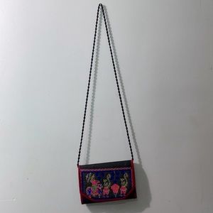 Crossbody/clutch perfect for parties and everyday use